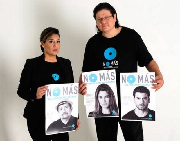 Andrade and Velez at the launch of the Ecuador Dice No Mas campaign in Sept 2016.