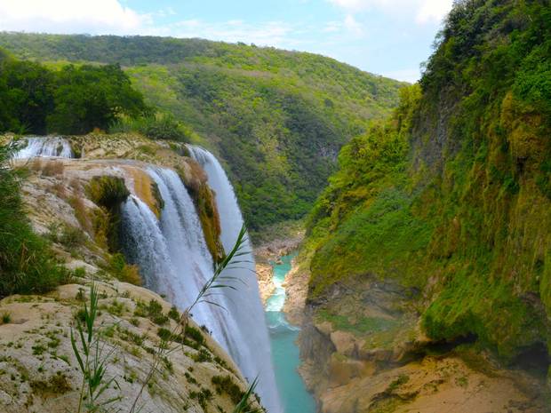 Tamul Waterfall in Huasteca Potosina, Mexico, is about twice as high as Niagara Falls. Adventure tourism started here in the mid-nineties