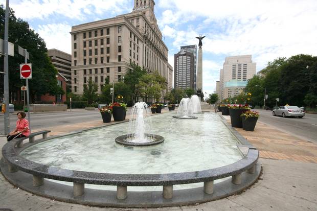 Island C at Queen Street West is the one most Torontonians know best for its curving marble bench and three fountains.