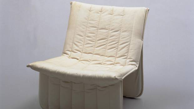 One of the more unusual pieces on display is the 1975 Ribbon Chair by Denmark-born, Vancouver-based designer Niels Bendtsen. It looks like a duvet suspended in mid-air. The piece is on loan from New York’s Museum of Modern Art.