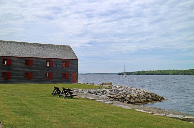 Black Loyalists escaping the United States first landed in Shelburne, Nova Scotia.