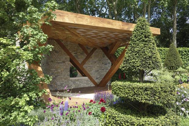 The leaf-shaped loggia created for the Morgan Stanley Garden.