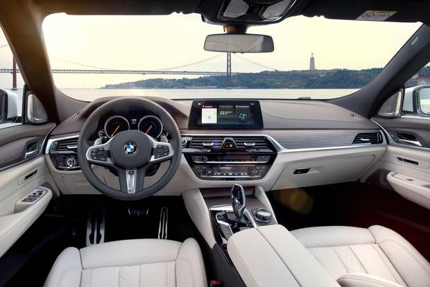 BMW 6er Gran Turismo, 640i xDrive, Mineralweiß, M Sportpaket