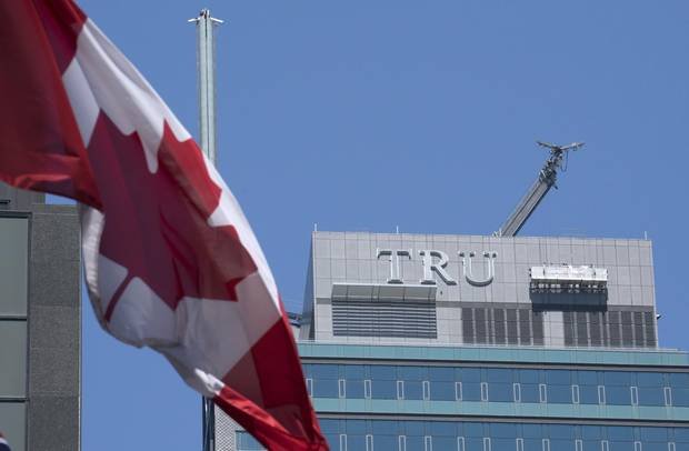 The failed Trump International Hotel and Tower in Toronto is to be rebranded as a St. Regis hotel under new ownership.