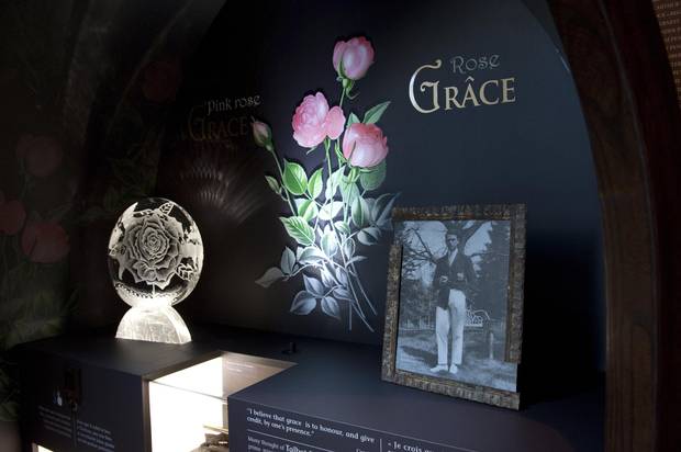 The collection of letters and flowers sent by Lieutenant-Colonel George Stephen Cantlie to his daughter Celia during the First World War is the centerpiece for WAR Flowers: A Touring Art Exhibition.