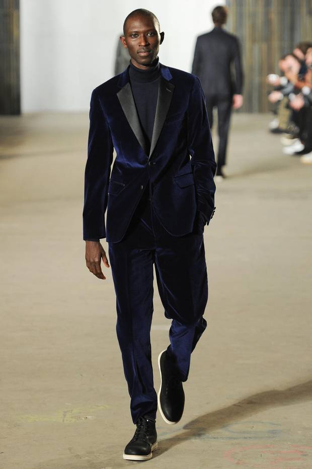 Todd Snyder: Flaunting one of fall’s biggest trends, this dashing velvet look will add drama to an evening outing.