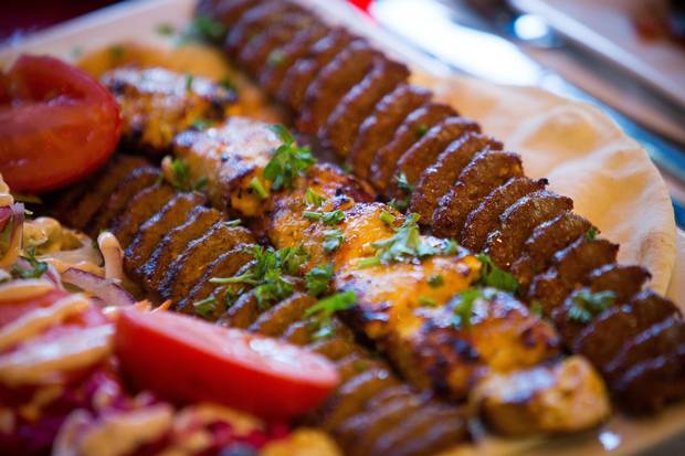 The Adana meat platter dish.
