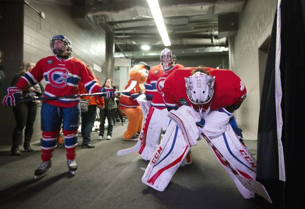 Les Canadiennes enter the Bell Center for warm up prior to their Canadian Women's Hockey League game against the Calgary Inferno, in Montreal, December 10, 2016.
