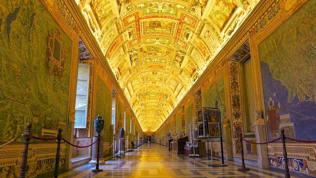 The Gallery of Maps at the Vatican Museums is an impressive site, but the food nearby likely won't be.