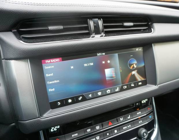 The 2018 upgrade includes an optional dual-view touch screen that can be used by both driver and passenger at the same time.