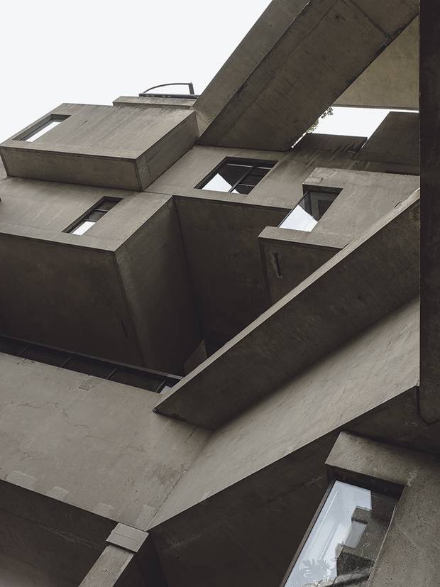Habitat 67 is made up of 354 modules divided among 148 homes.