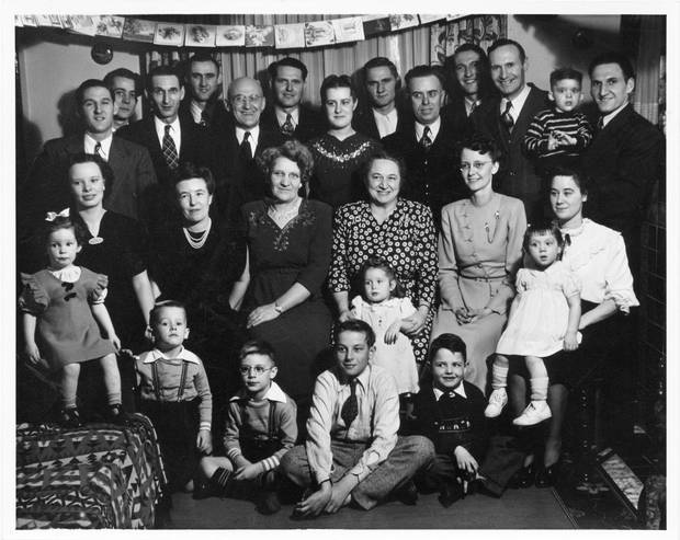 The Klippert clan gathers for Christmas in 1948. Everett, back row, second from left, was 22 at the time.