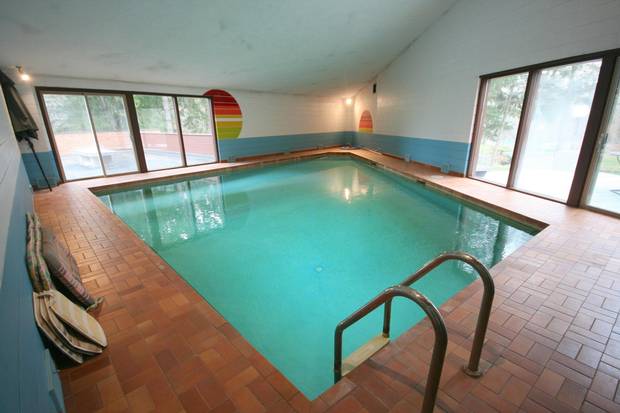 Sundial House, King City, Ont. Indoor pool.