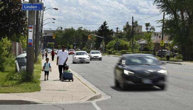 The stretch of Danforth Road near Linden Avenue, where Steve Dinopoulos died after trying to cross the road in 2015.