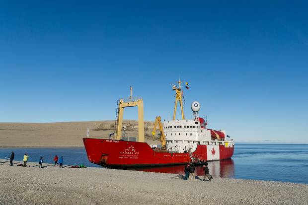 The Canada C3 vessel goes ashore at Sutton Island.