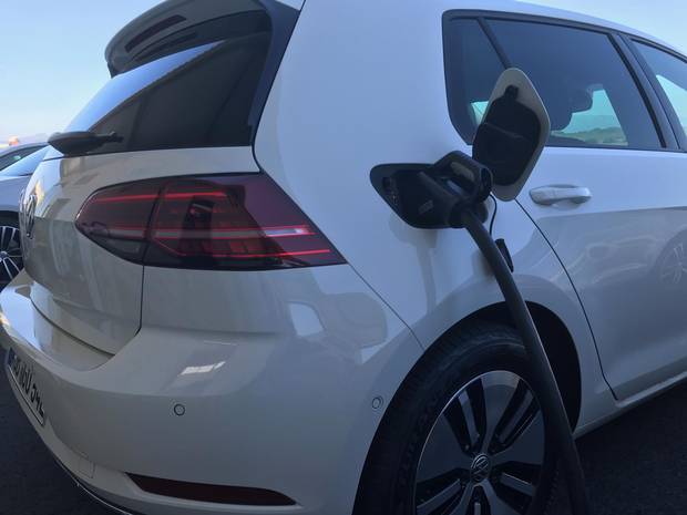 2017 VW eGolf recharging.