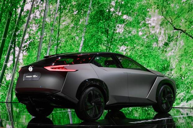Nissan IMx concept car. Nissan: GENEVA (March 6, 2018) – The Nissan IMx KURO was unveiled today at the Geneva International Motor Show, marking the European debut of the IMx electric crossover concept vehicle. Kuro, which means black in Japanese, comes to life on the IMx, which was first revealed at the Tokyo Motor Show in October 2017, with new look black trim and wheels, an updated grille and a new dark gray body color. The Nissan IMx KURO provides a glimpse into the future of Nissan Intelligent Mobility, the company’s vision for changing how cars are powered, driven and integrated into society. The innovative concept vehicle is designed to strengthen the link between car and driver as a close, reliable partner that delivers a safer, more convenient and more exciting drive.