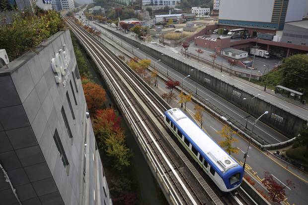 The Bombardier-built Everline runs single cars down an 18-kilometre track in Yongin, South Korea.