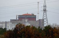 FILE PHOTO: A view shows the Zaporizhzhia Nuclear Power Plant, including its Unit No. 6, in the course of Russia-Ukraine conflict outside the city of Enerhodar in the Zaporizhzhia region, Russian-controlled Ukraine, November 24, 2022. REUTERS/Alexander Ermochenko/File Photo