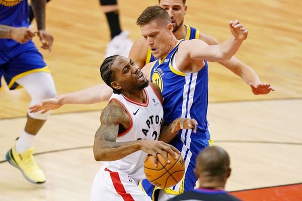 Stephen Curry (30) looks over his shoulder as the Golden State Warriors and  Toronto Raptors practiced during an off day between Games 1 and 2 of the  2019 NBA Finals at Scotiabank