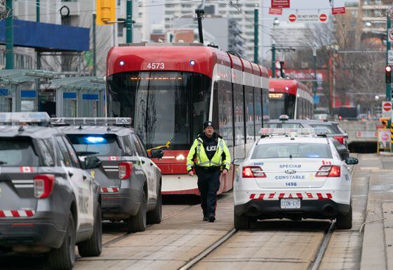Toronto mayor, police chief, TTC to provide update on transit safety after attacks