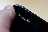 France won’t ban Huawei, but encouraging 5G telcos to avoid it - report