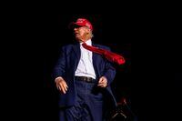 FILE — Donald Trump takes the stage at his fly-in campaign rally in Latrobe, Pa. on Saturday, Nov. 5, 2022. Two years after he was kicked off most mainstream social media sites, former President Trump’s posts online have grown only more extreme. (Hilary Swift/The New York Times)