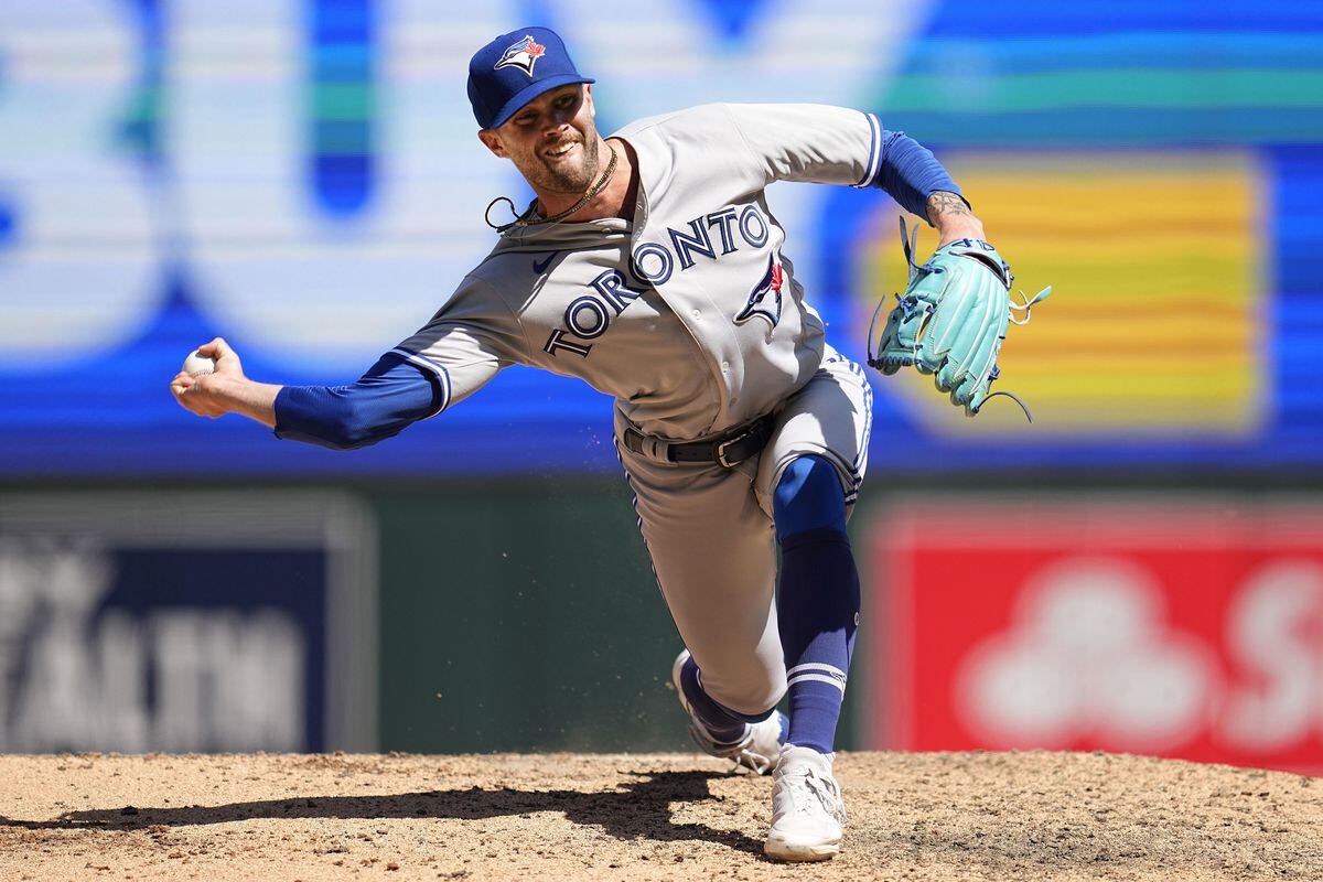 Jose Berrios gets early hook, plan backfires as Twins top Jays 2-0 to  complete sweep - The Globe and Mail