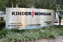 FILE PHOTO: The headquarters of U.S. energy exporter and pipeline operator Kinder Morgan Inc. is seen in Houston, Texas, U.S. September 27, 2020.  REUTERS/Gary McWilliams//File Photo