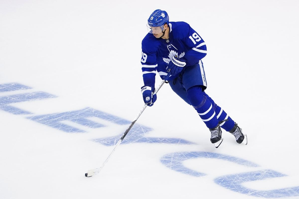 Toronto Maple Leafs place Jason Spezza, Aaron Dell on waivers