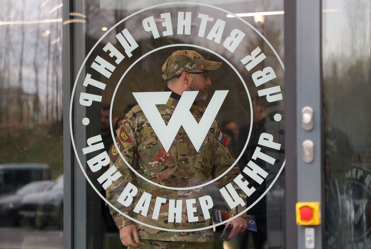 Un funcionario dijo que el ataque ucraniano golpeó la sede del Grupo Wagner en la región de Luhansk.