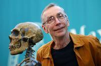 Swedish geneticist Svante Paabo, who won the 2022 Nobel Prize in Physiology or Medicine for discoveries that underpin our understanding of how modern day humans evolved from extinct ancestors, attends a news conference at the Max-Planck Institute for evolutionary anthropology in Leipzig, Germany, October 3, 2022. REUTERS/Lisi Niesner     TPX IMAGES OF THE DAY