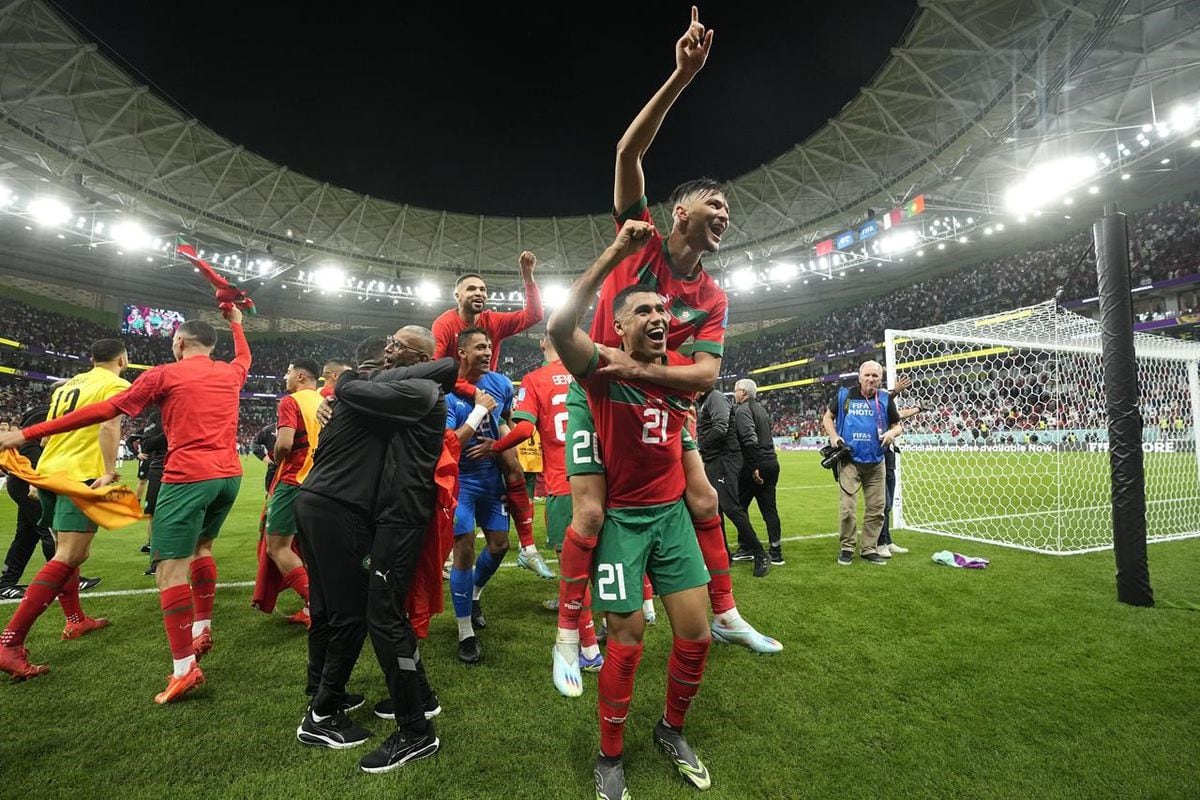 La sorprendente victoria de Marruecos en la Copa del Mundo ha provocado un debate en África