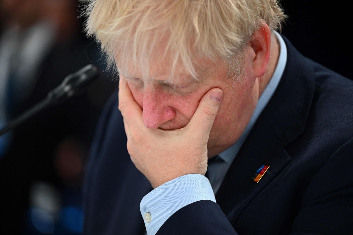 Britse premier Boris Johnson op scherp bij aftreden ministers