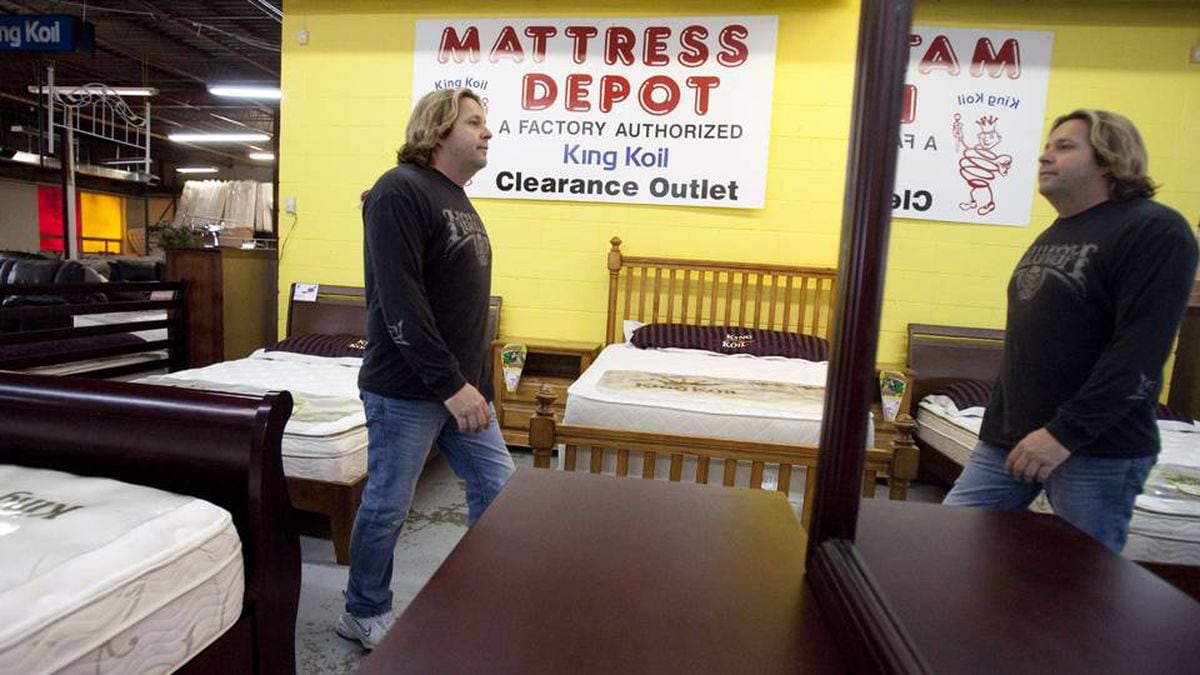 mattress sales time of year
