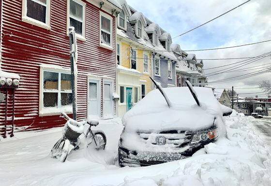 St. John’s, N.L., gets more than 50 centimetres in first big snowfall of the year