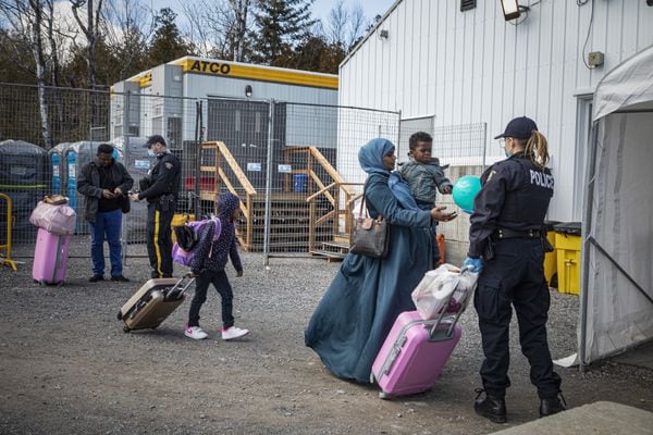 Roxham Street refugees in New Brunswick struggling to seek out authorized assist