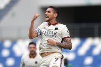 Lorenzo Pellegrini of A.S Roma celebrates after scoring their side's first goal during the Serie A match between US Sassuolo and AS Roma at Mapei Stadium - Città del Tricolore on April 3, 2021 in Reggio nell'Emilia, Italy.