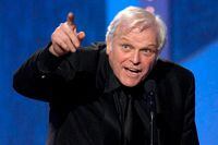 Actor Brian Dennehy accepts the Tony Award for best actor in a play for Long Day's Journey into Night, during the 57th Annual Tony Awards, in New York on June 8, 2003.