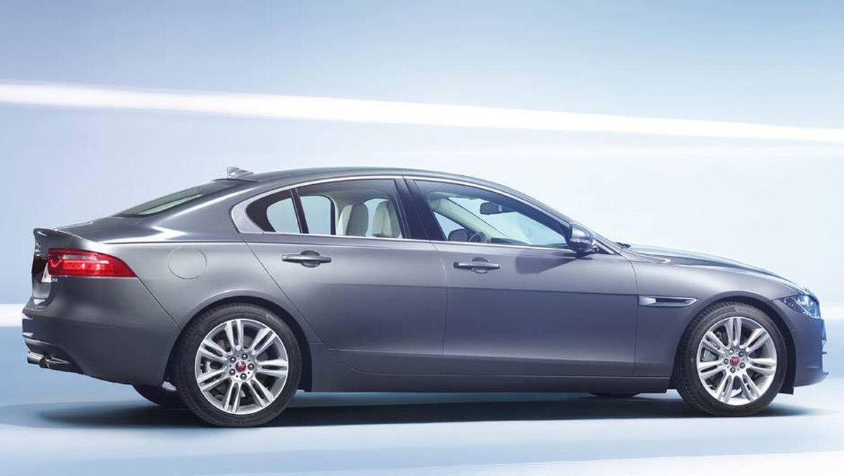 In Pictures: First photos of the 2017 Jaguar XE revealed - The Globe ...