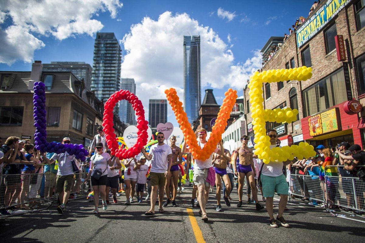 In Photos Hundreds of thousands celebrate in Toronto Pride Parade