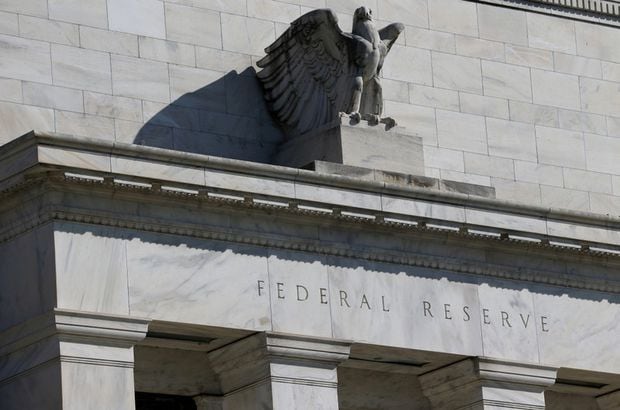 Fed minutes: Officials were divided on rate cut