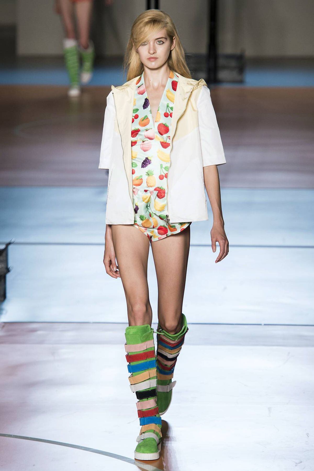 Sangria onesies, pineapple clutches: Fashion has gone loopy for fruit ...