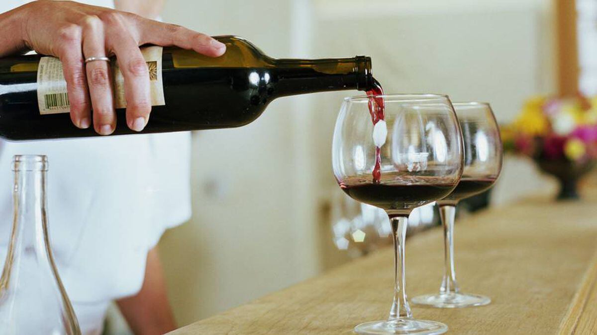 how to preserve wine after opening