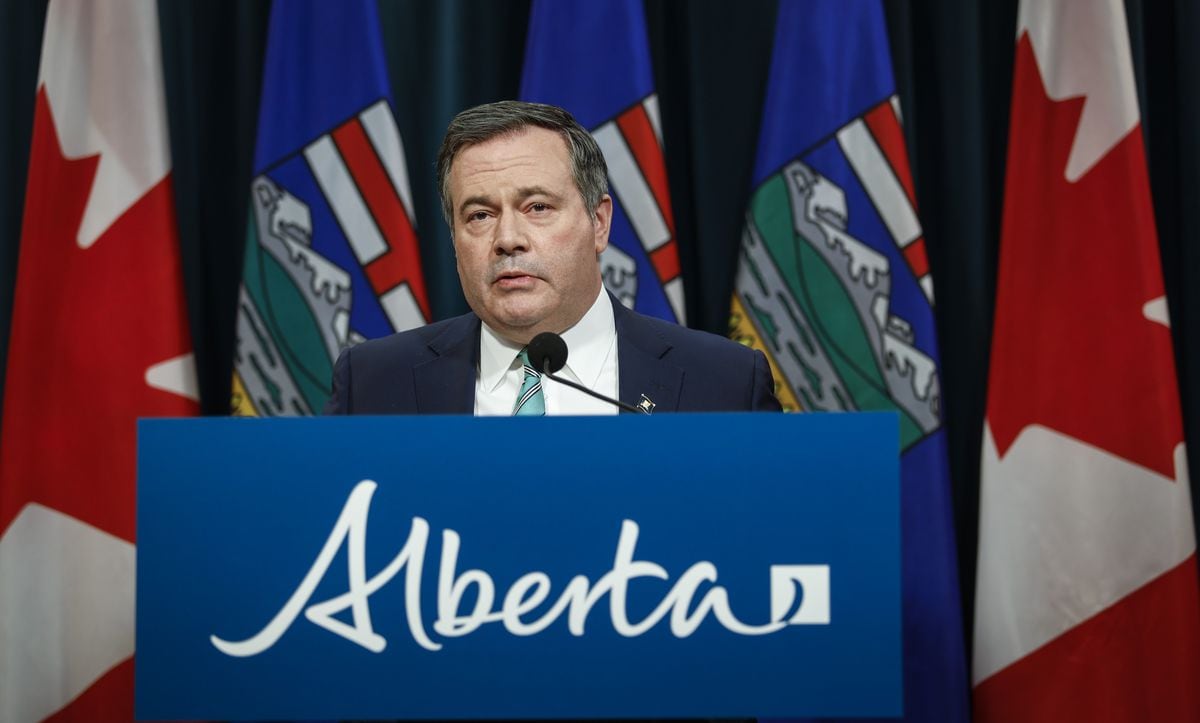 Alberta desafía la ley de emergencia después de que pedir ayuda federal superó la oposición