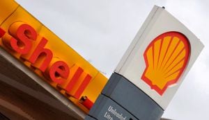 FILE PHOTO: The Royal Dutch Shell logo is seen at a Shell petrol station in London, January 31, 2008. REUTERS/Toby Melville/File Photo