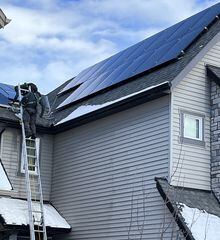 Crews install solar panels on a house as part of Solartility’s pilot project in Calgary in an undated handout photo. The company offers its residential solar clients access to bi-directional interval meters, meaning they can sell the electricity they generate onto the grid at times of peak demand only, maximizing the financial benefit. THE CANADIAN PRESS/HO-Solartility, *MANDATORY CREDIT*