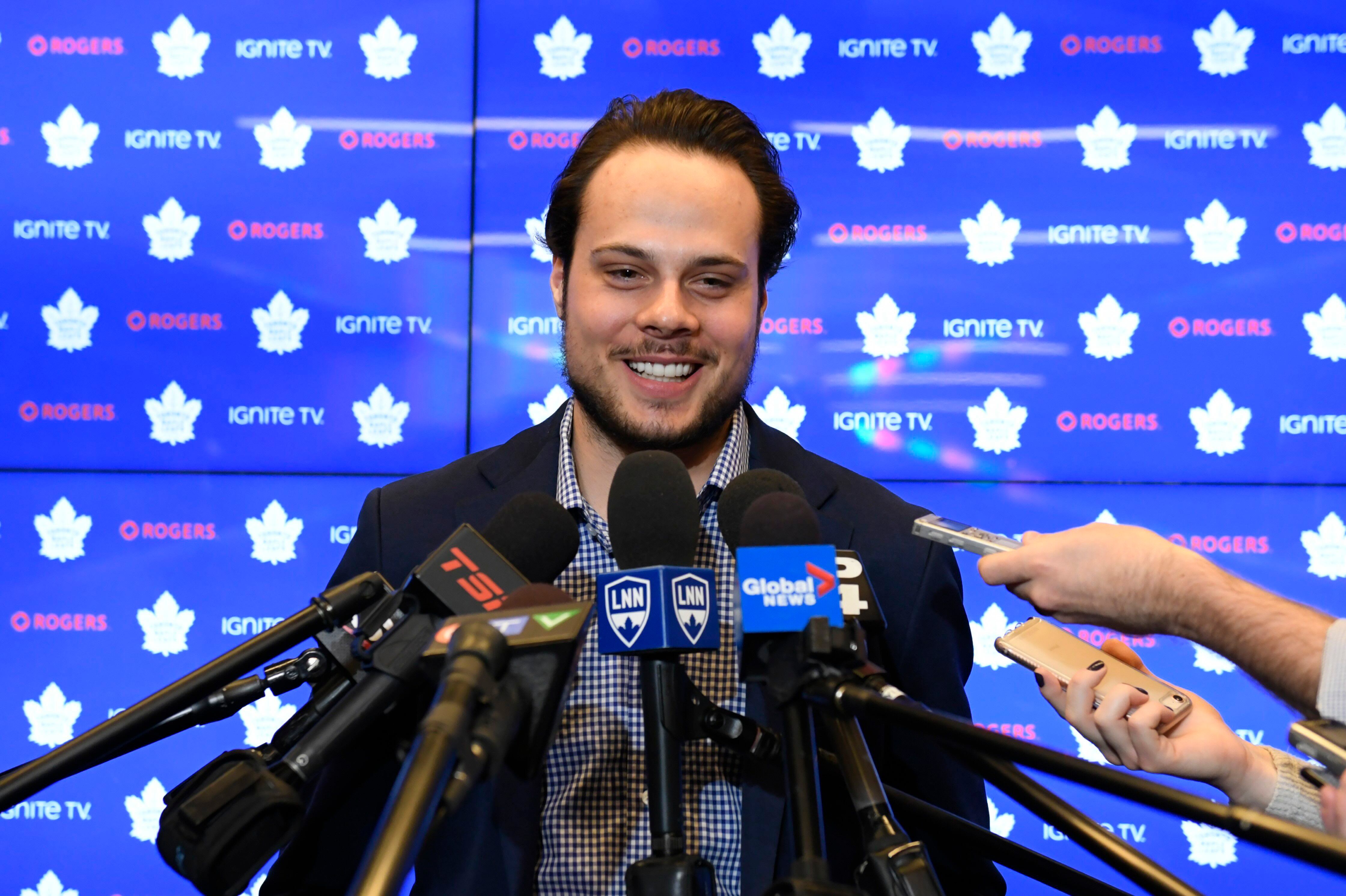 Analysis: Auston Matthews commits to Toronto for four additional years on  record-setting $13.25 million AAV contract extension