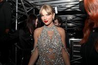 NEWARK, NEW JERSEY - AUGUST 28: Taylor Swift is seen backstage at the 2022 MTV VMAs at Prudential Center on August 28, 2022 in Newark, New Jersey. (Photo by Catherine Powell/Getty Images for MTV/Paramount Global)