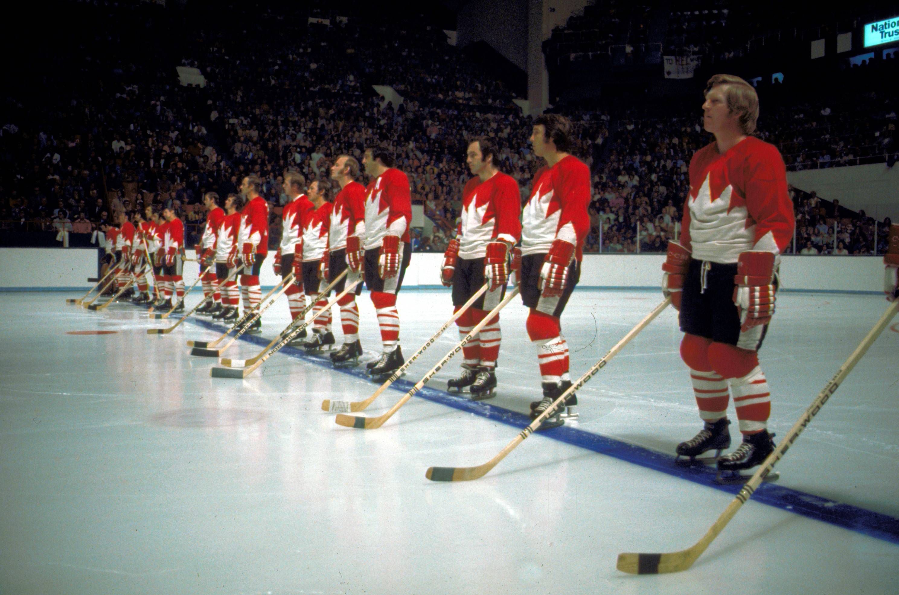 Хоккейная лига канады. СССР-Канада 1972 суперсерия постеры. Hockey Team Canada 1972. Хоккей СССР-Канада 1972. Суперсерия СССР Канада 1972 Якушев.